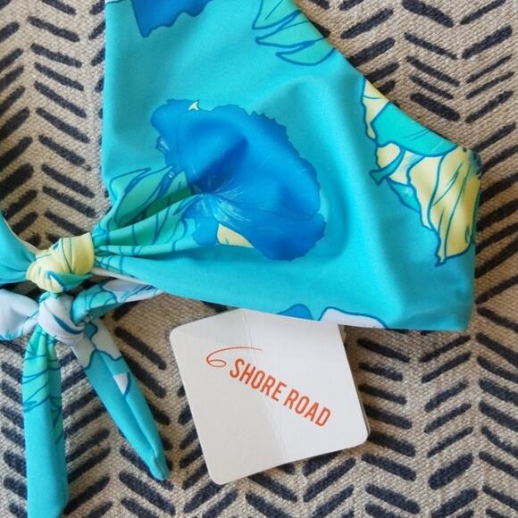 NWT 6 Shore Road Ashbury Poppies Bikini Top Size Small Swimwear - Picture 5 of 5
